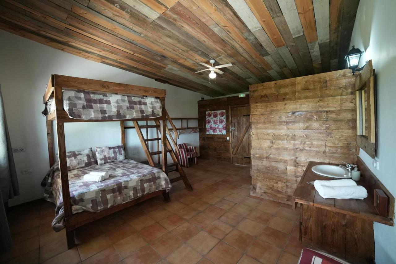 La Finestra Del Delta Pensionat L'Ampolla Exteriör bild